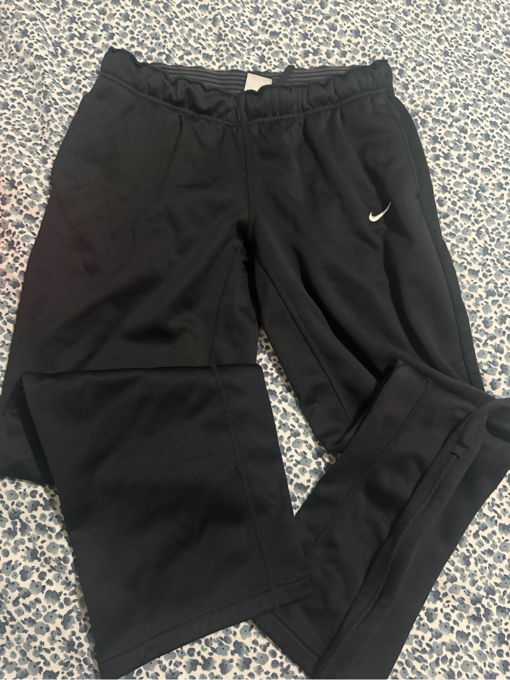 Nike woman’s ' Black Athletic Pants